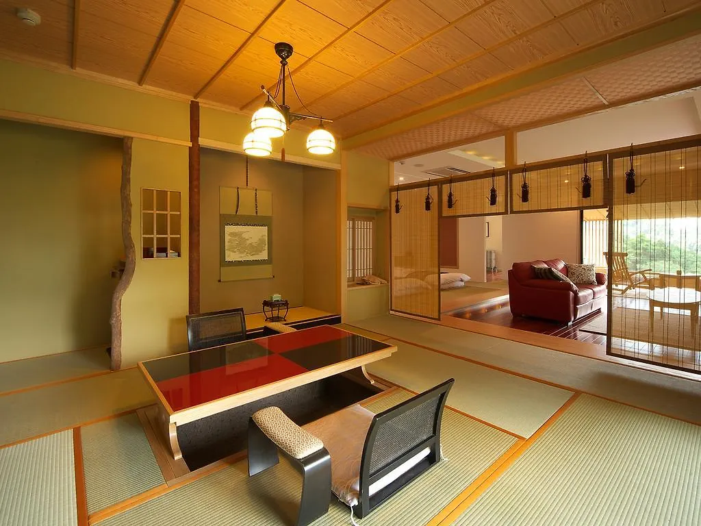 ホテル 四季の湯座敷 武蔵野別館 箱根町 4*,