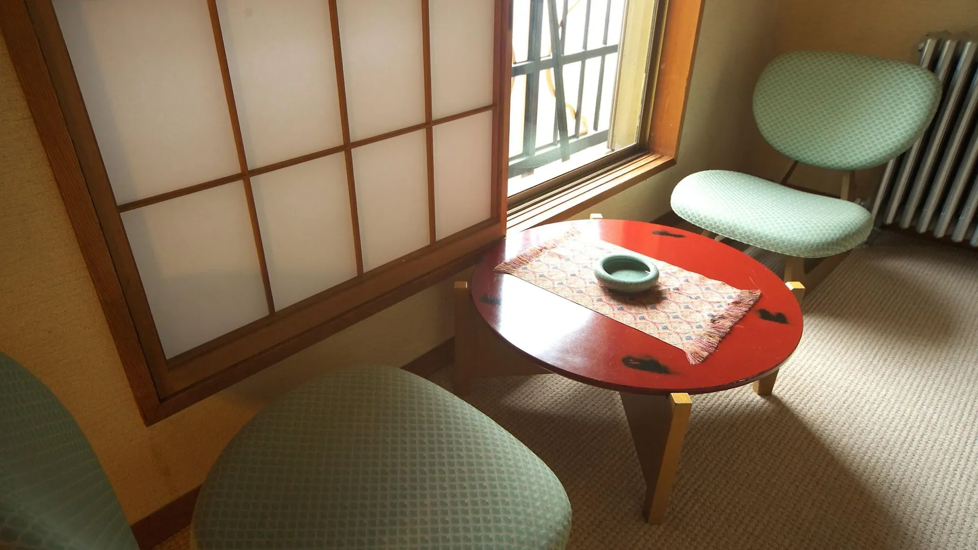 Musashino Bekkan Hakone 4*,