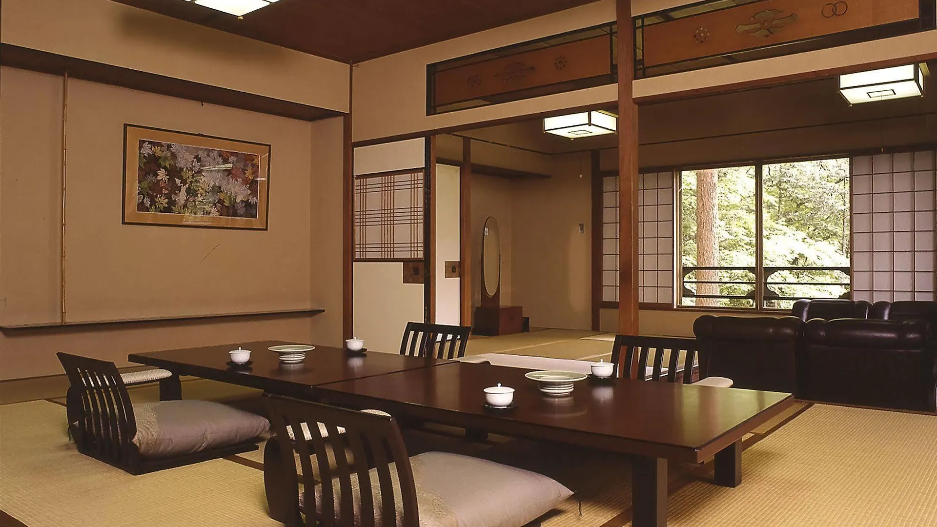 Musashino Bekkan Hakone 4*,